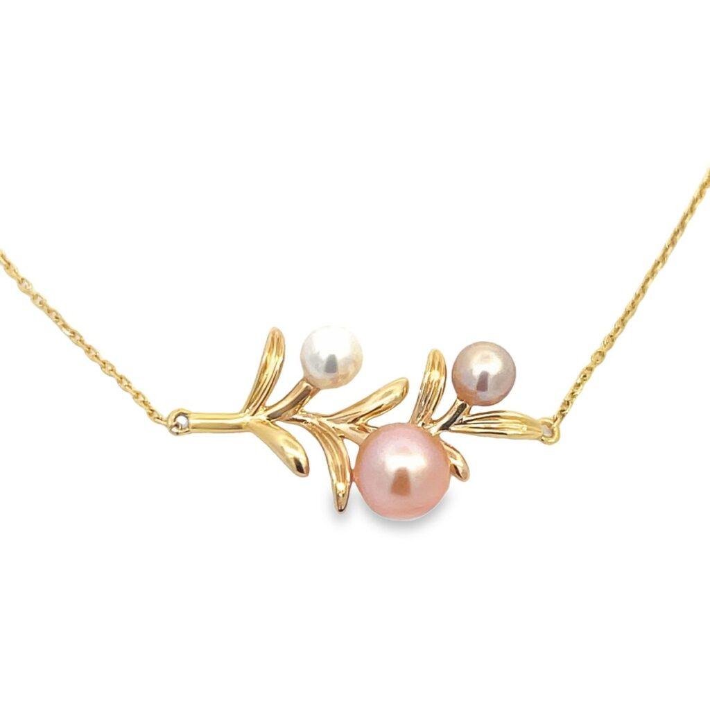 Floral Pearl Pendant Dubai
