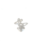 Flower shape illusion setting diamond ring