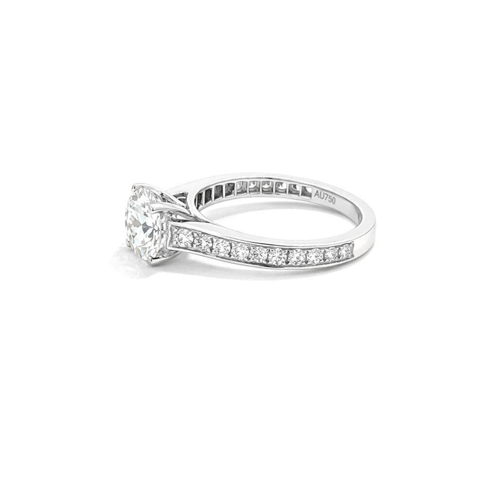 Diamond Ring With shoulder Diamonds UAE