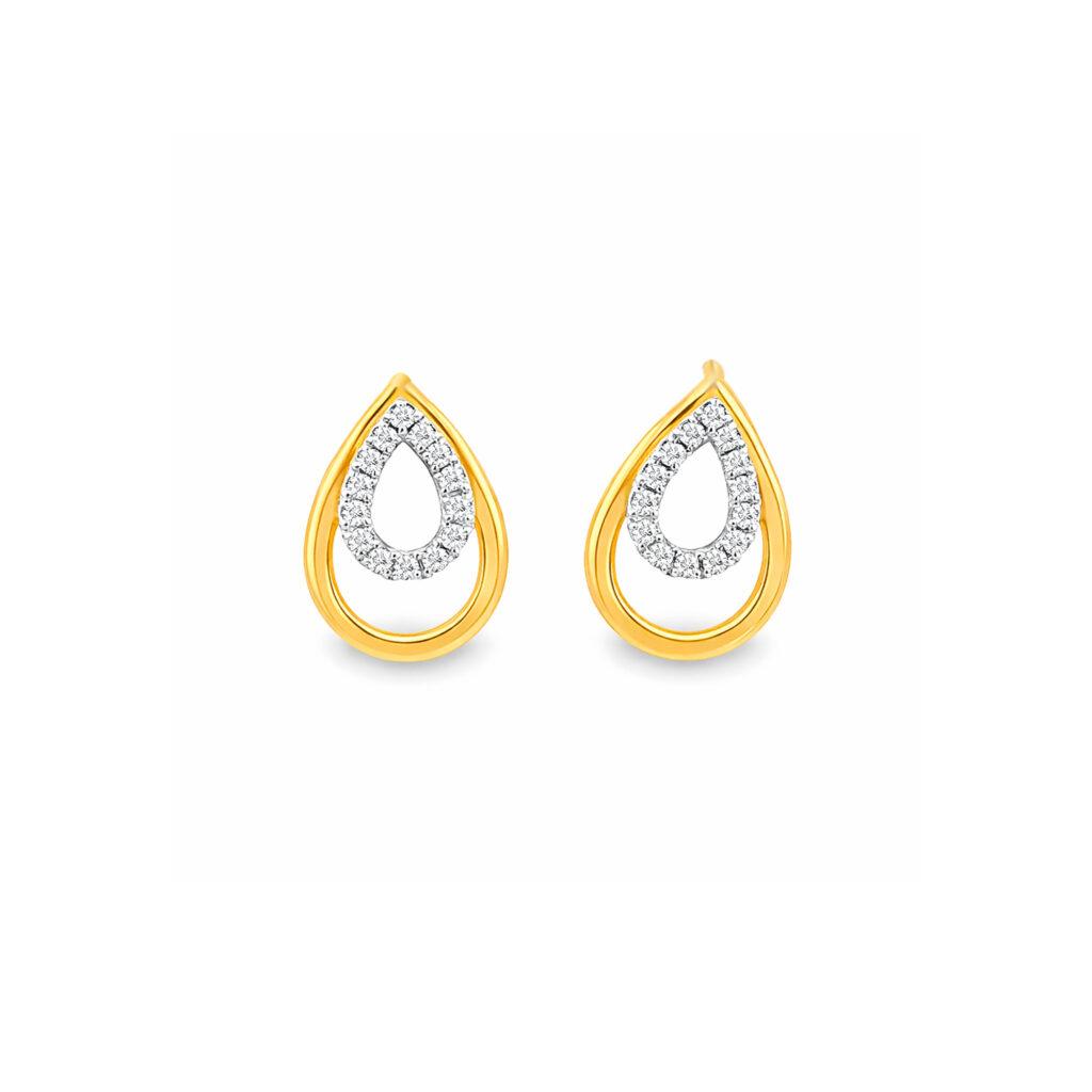 Pear shape diamond stud Earrings Dubai