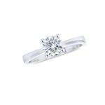 Round diamond engagement ring UAE