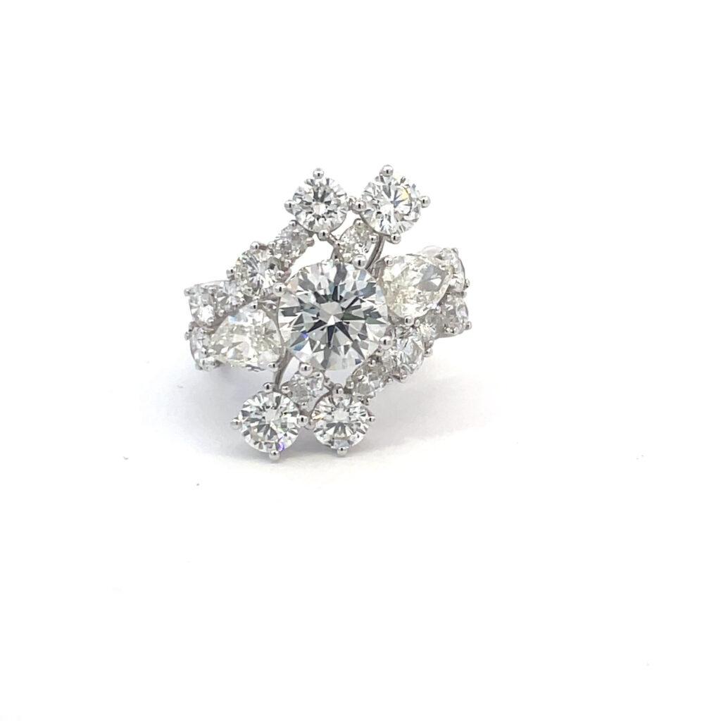 Cluster Diamond ring Dubai