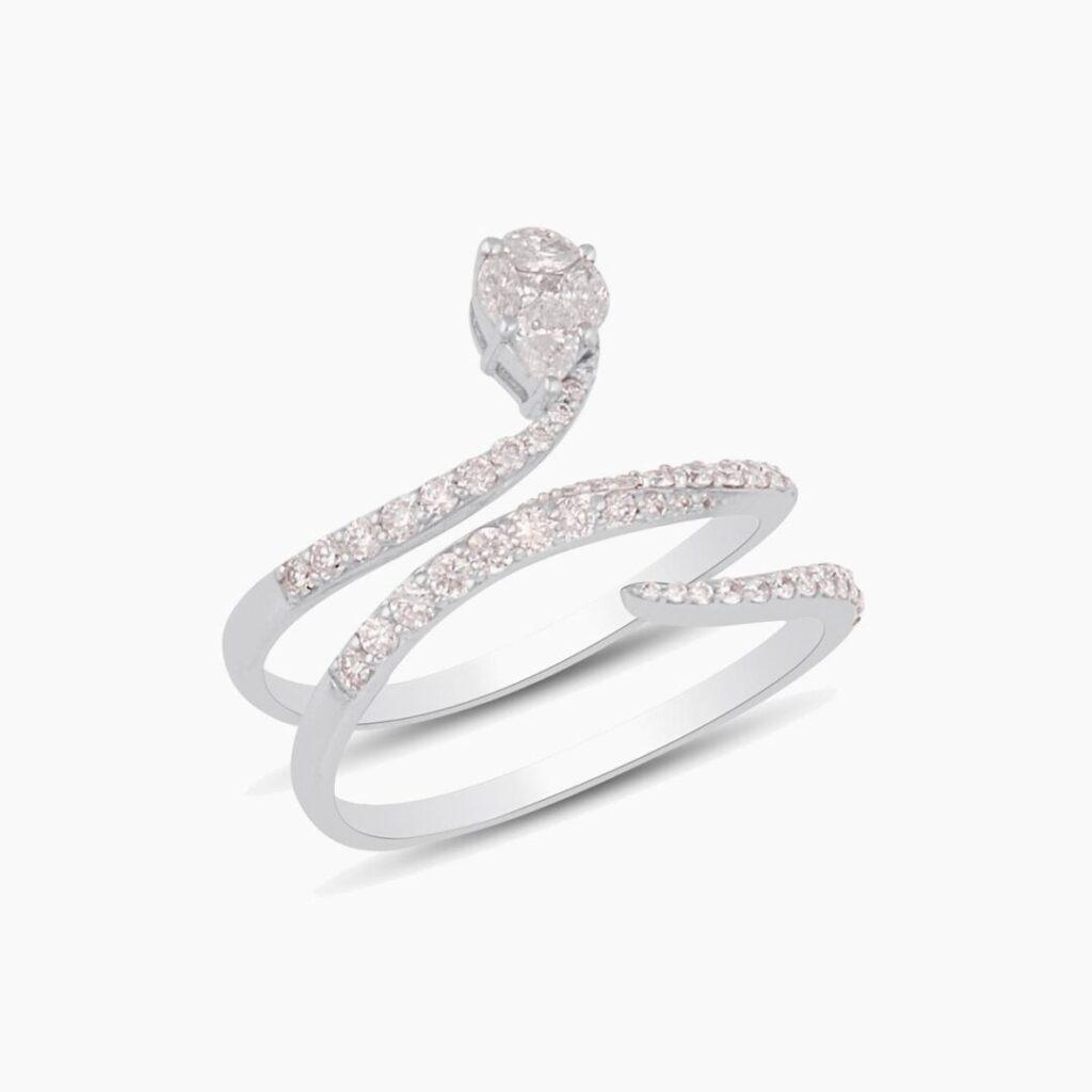 Snake design ring Dubai
