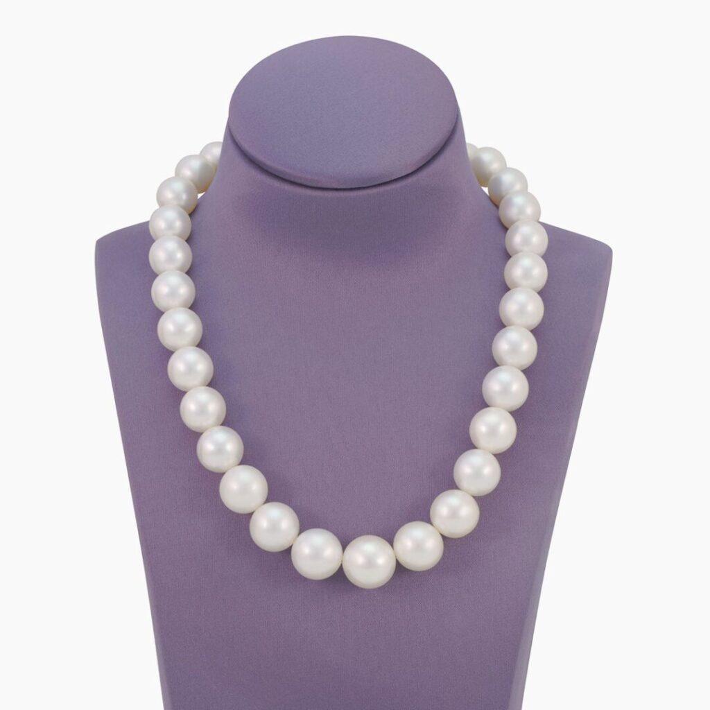 South Sea Pearl Necklace Dubai