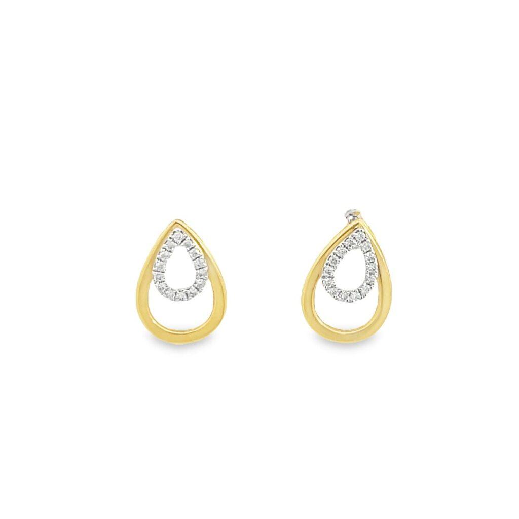 Pear shape diamond stud Earrings Dubai