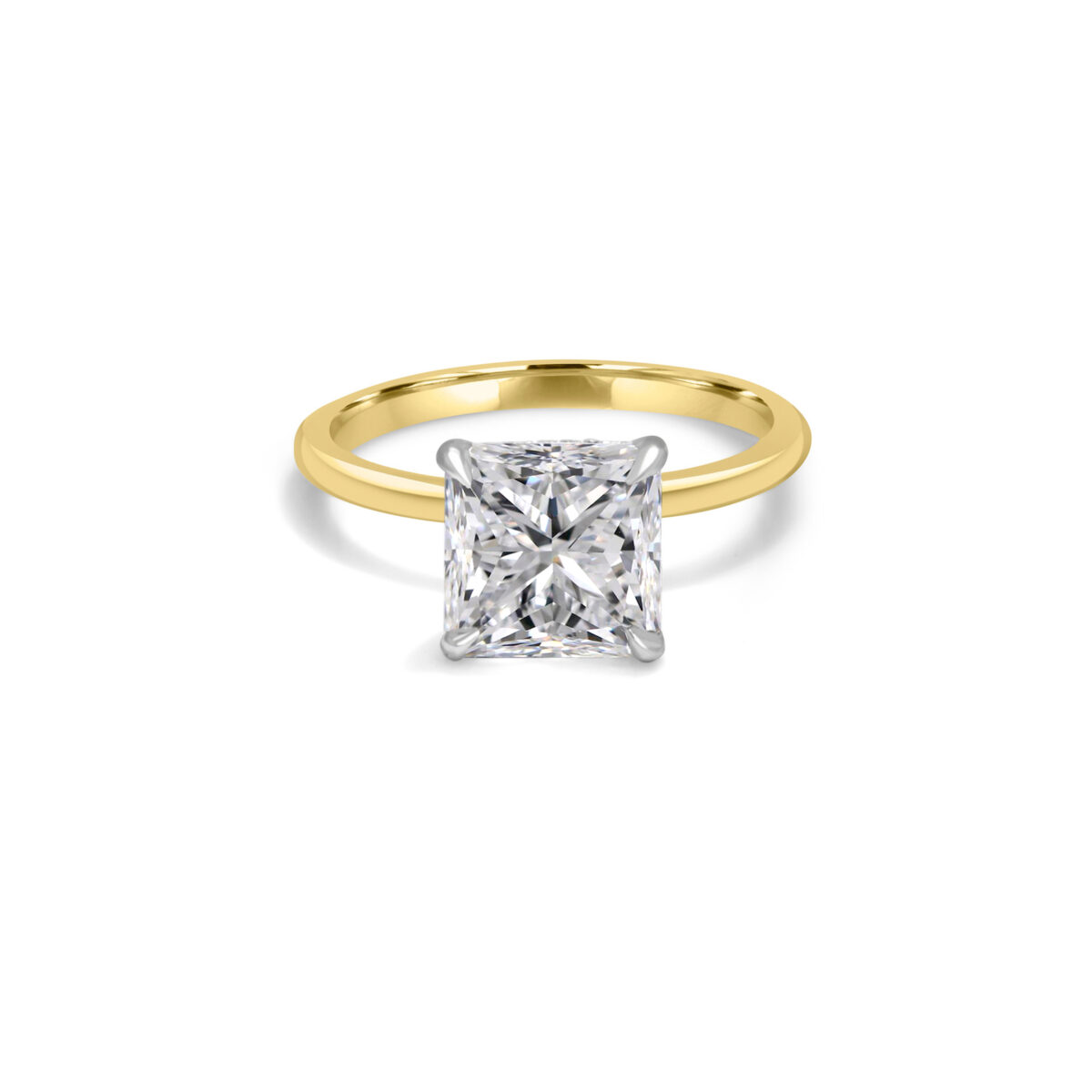 Princess Cut Diamond Engagement Ring Dubai