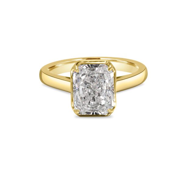 Radiant Cut Diamond Engagement Ring