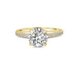 Round diamond Engagement ring Dubai