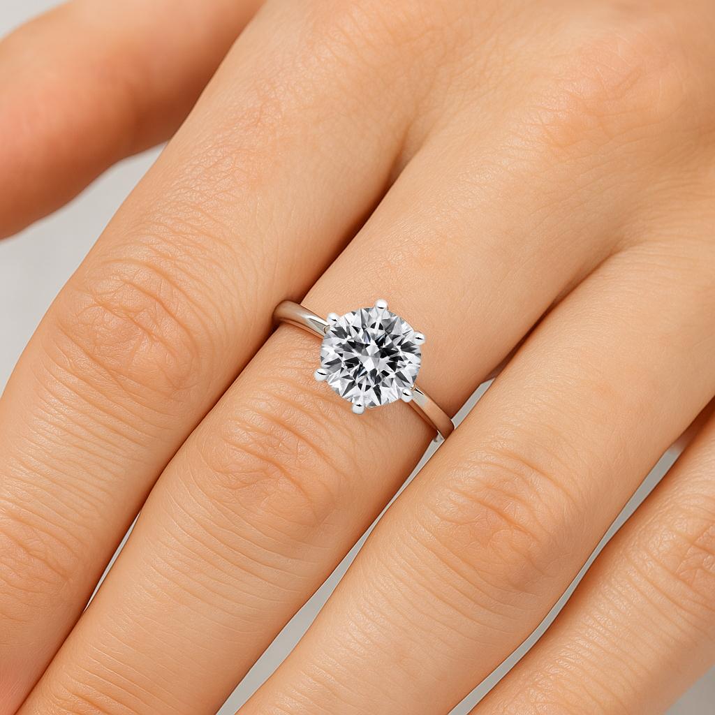 Round diamond ring Dubai