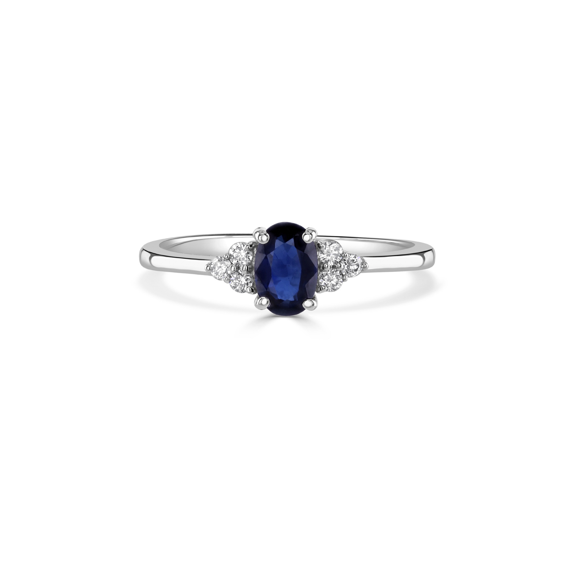 Blue Sapphire Engagement Ring with diamonds Dubai