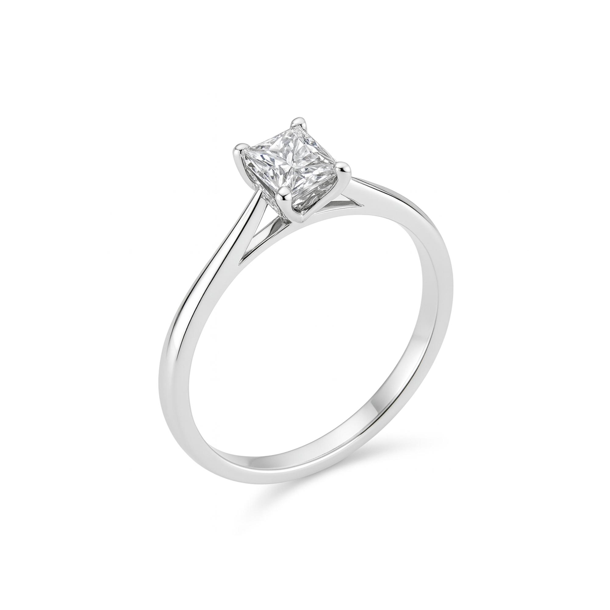 0.30 Carat Princess Cut Diamond Ring Dubai