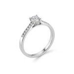 0.30 carat Round Diamond Ring with Shoulder diamonds Dubai