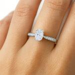 0.50 carat Oval Diamond engagement ring Dubai