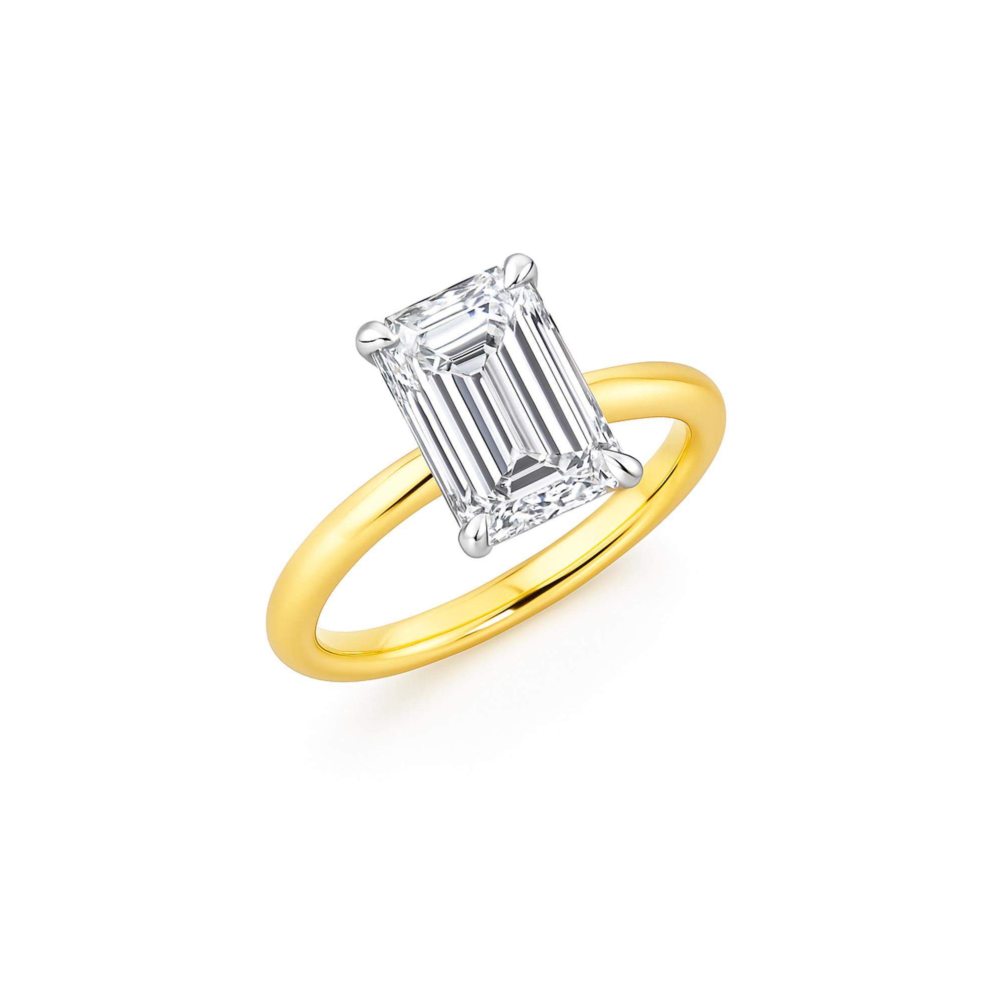 3 carat Emerald Shaped diamond ring Dubai