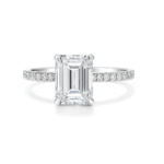 Emerald diamond ring with Shoulder diamonds