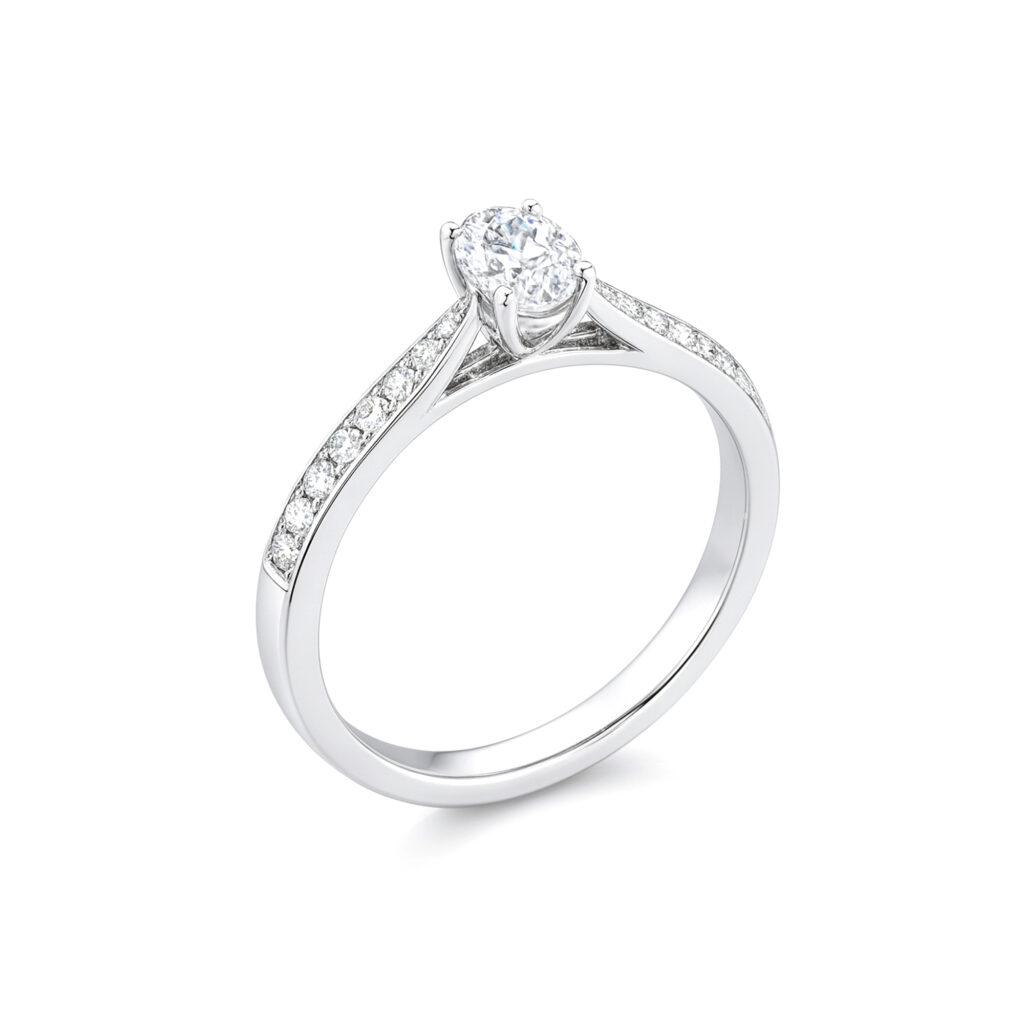Oval Cut Diamond engagement Ring Dubai