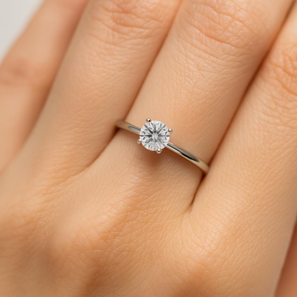 Solitaire Engagement Ring Dubai