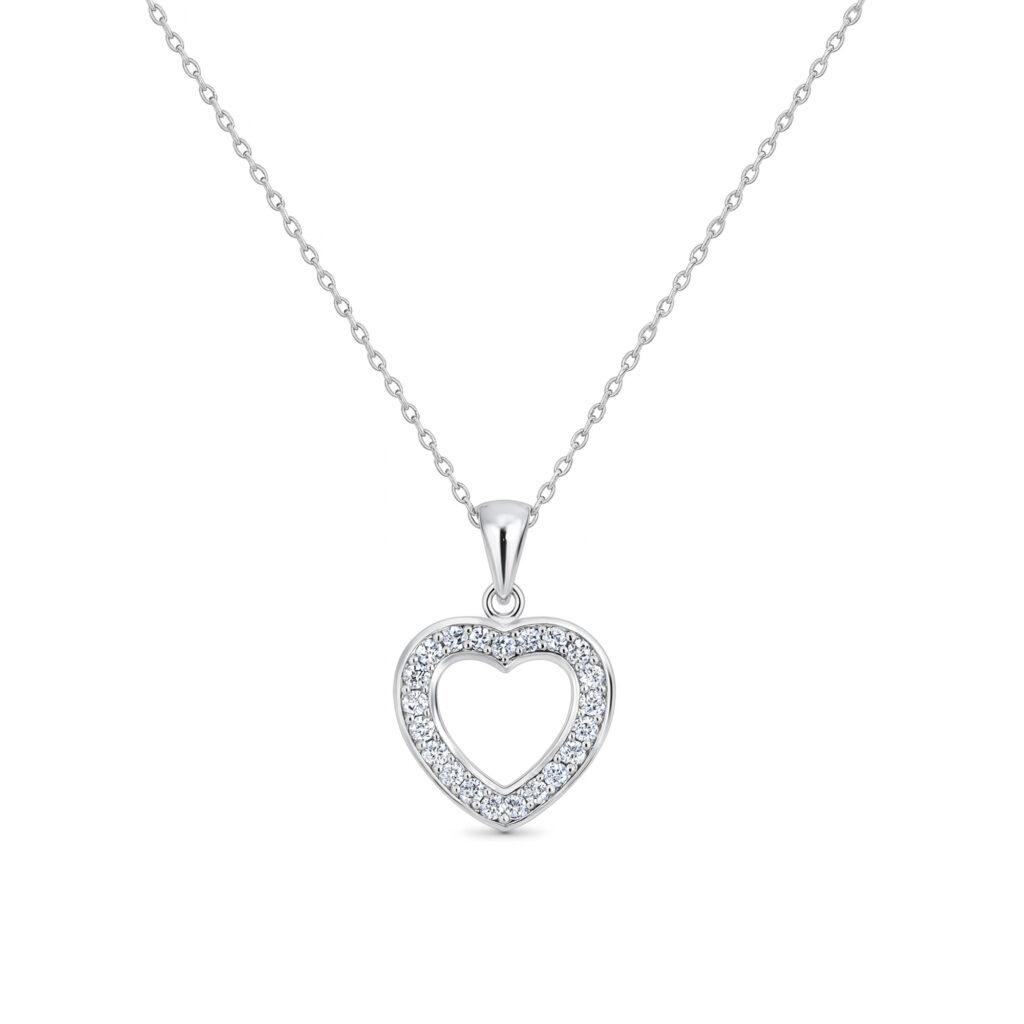 Heart diamond pendant