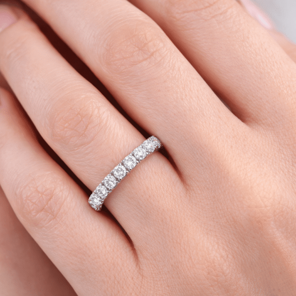 Lab-Grown Diamond Half Eternity Dubai