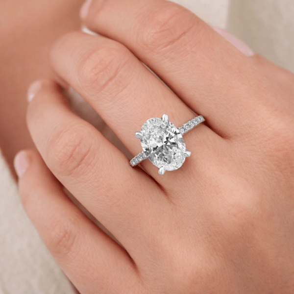 Lab-Grown Diamond Ring with Side Stone Dubai