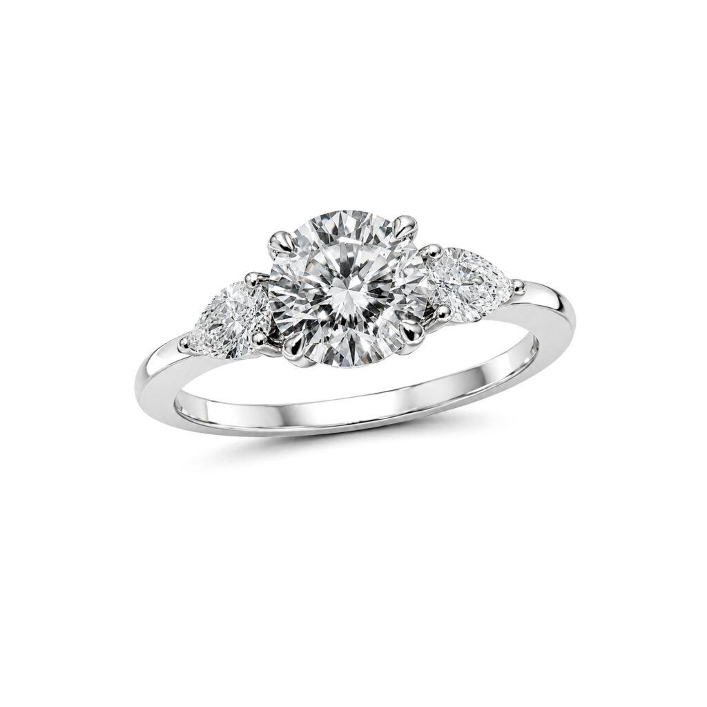 Engagement Trilogy ring Dubai