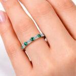 Eternity ring with emeralds and diamonds Dubai
