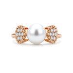 Freshwater pearl with floral diamond setting
