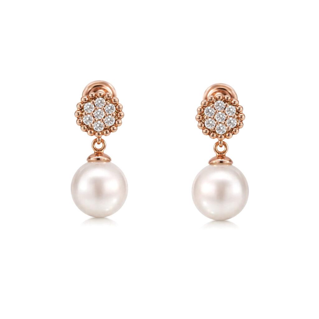 Dangling pearl earrings with diamonds Dubai