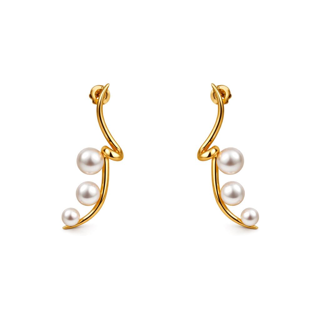 Swirl pearl earrings Dubai