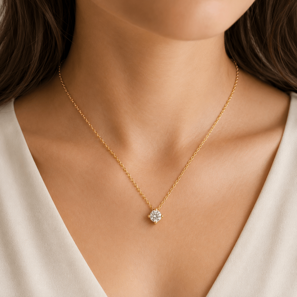 Round diamond pendant Dubai