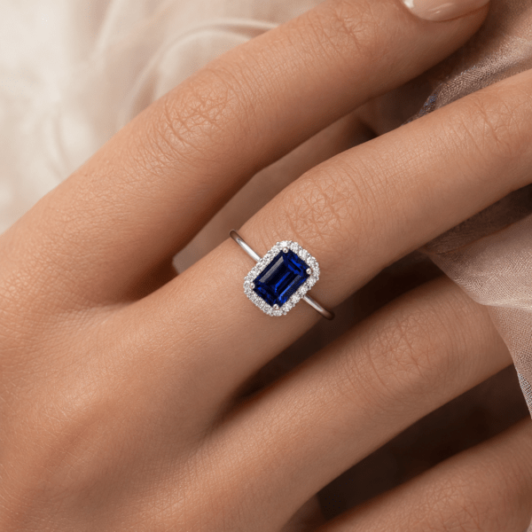 Blue sapphire ring with Halo Dubai