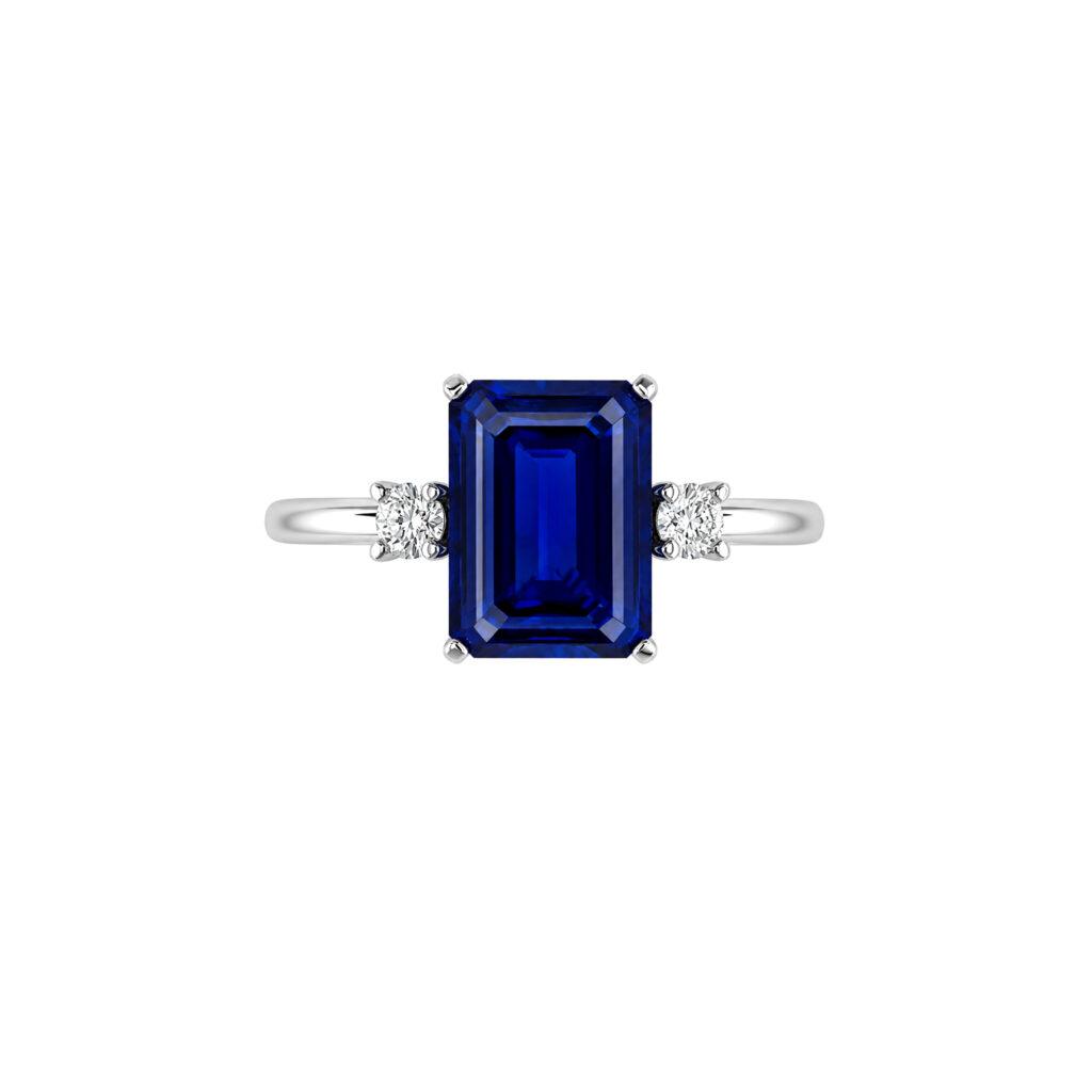 Emerald shaped Sapphire ring with side diamonds