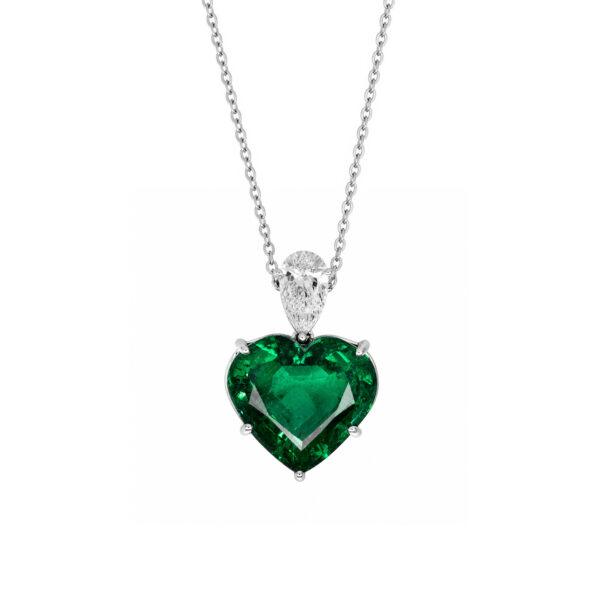 Heart shaped emerald pendant with diamond