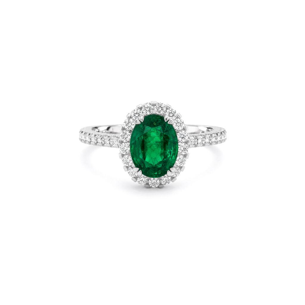 Oval Emerald ring with diamonds