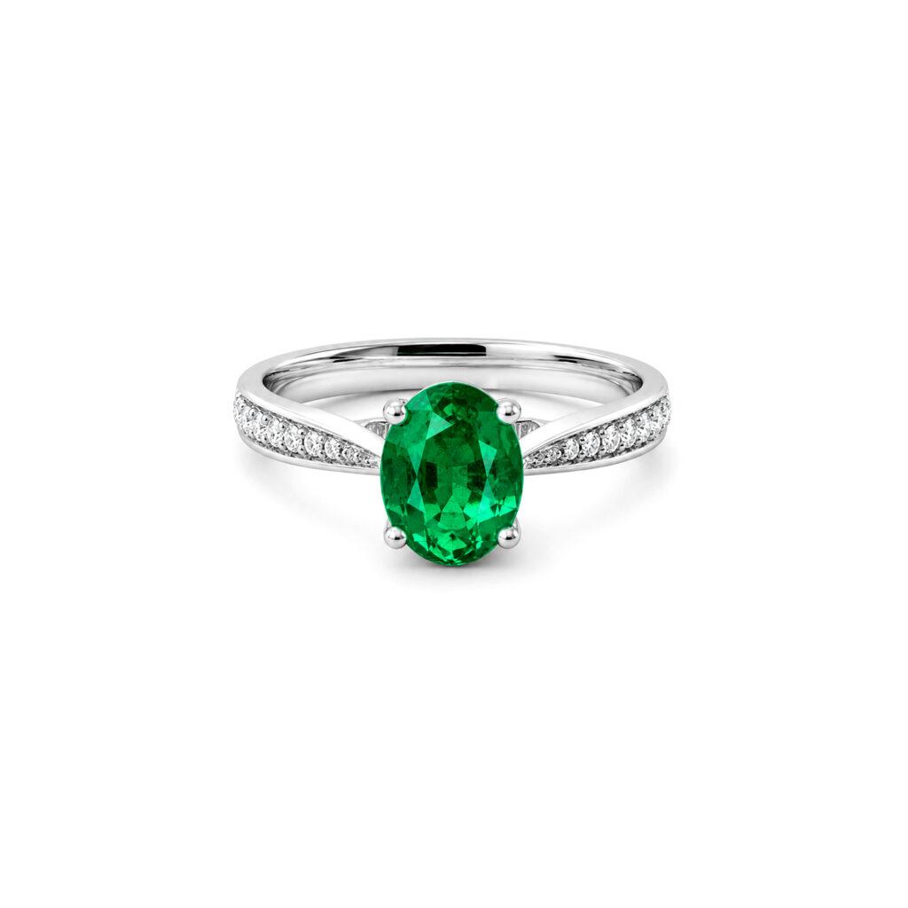Oval emerald ring with shoulder diamonds