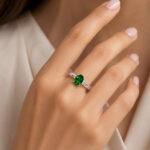Oval shaped emerald ring Dubai