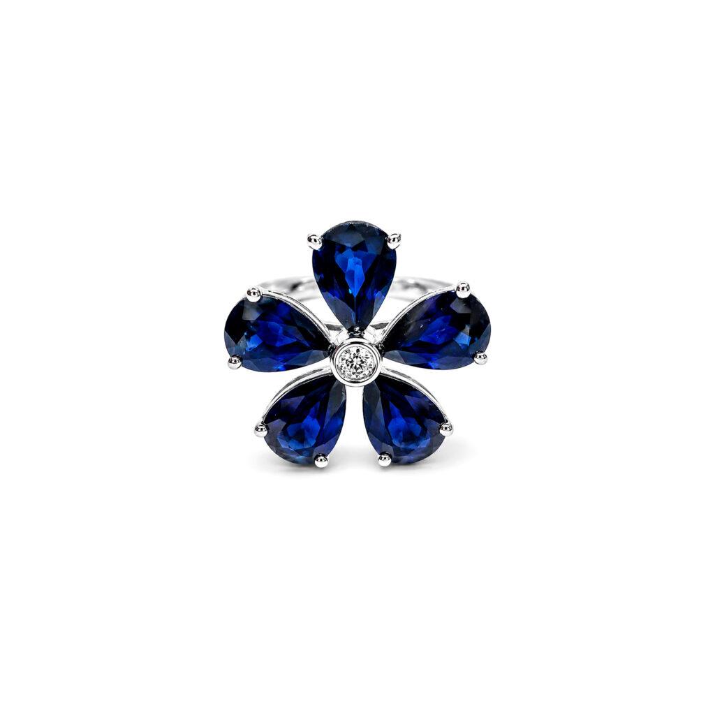 Sapphire flower ring