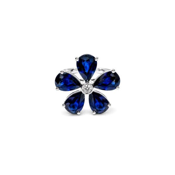 Sapphire flower ring