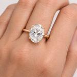 2 carat Oval Diamond Solitaire Ring Dubai