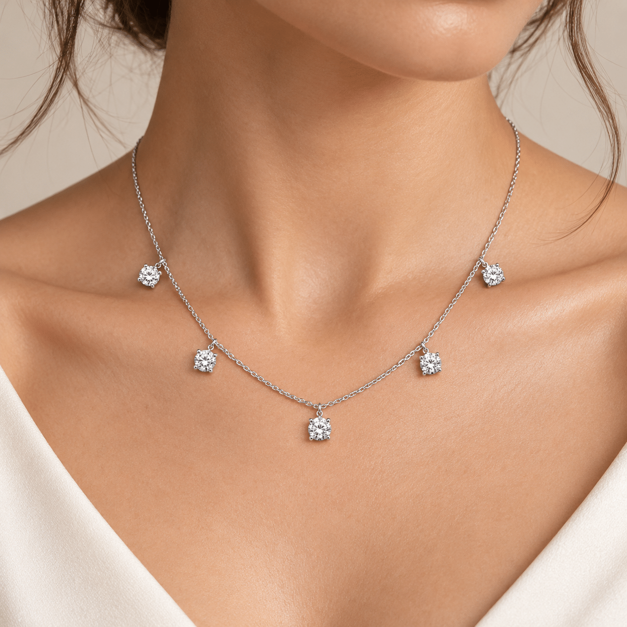Five diamond drop necklace Dubai